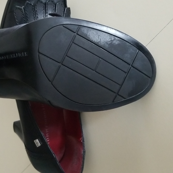 Tommy Hilfiger heels - Picture 3 of 9
